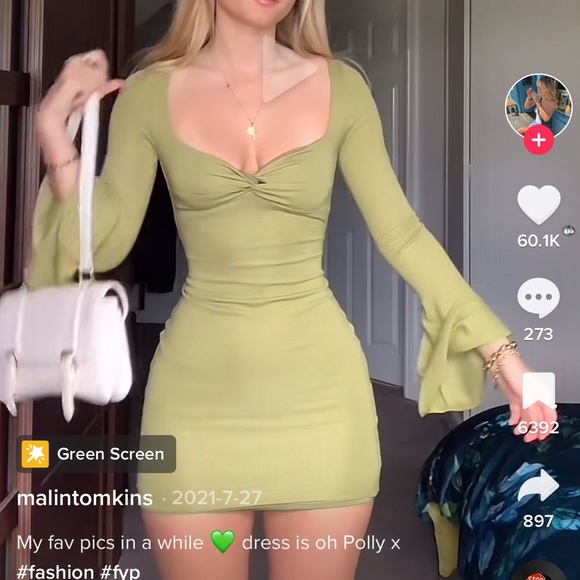 Oh Polly Dresses & Skirts - oh polly new bell sleeve green mini dress